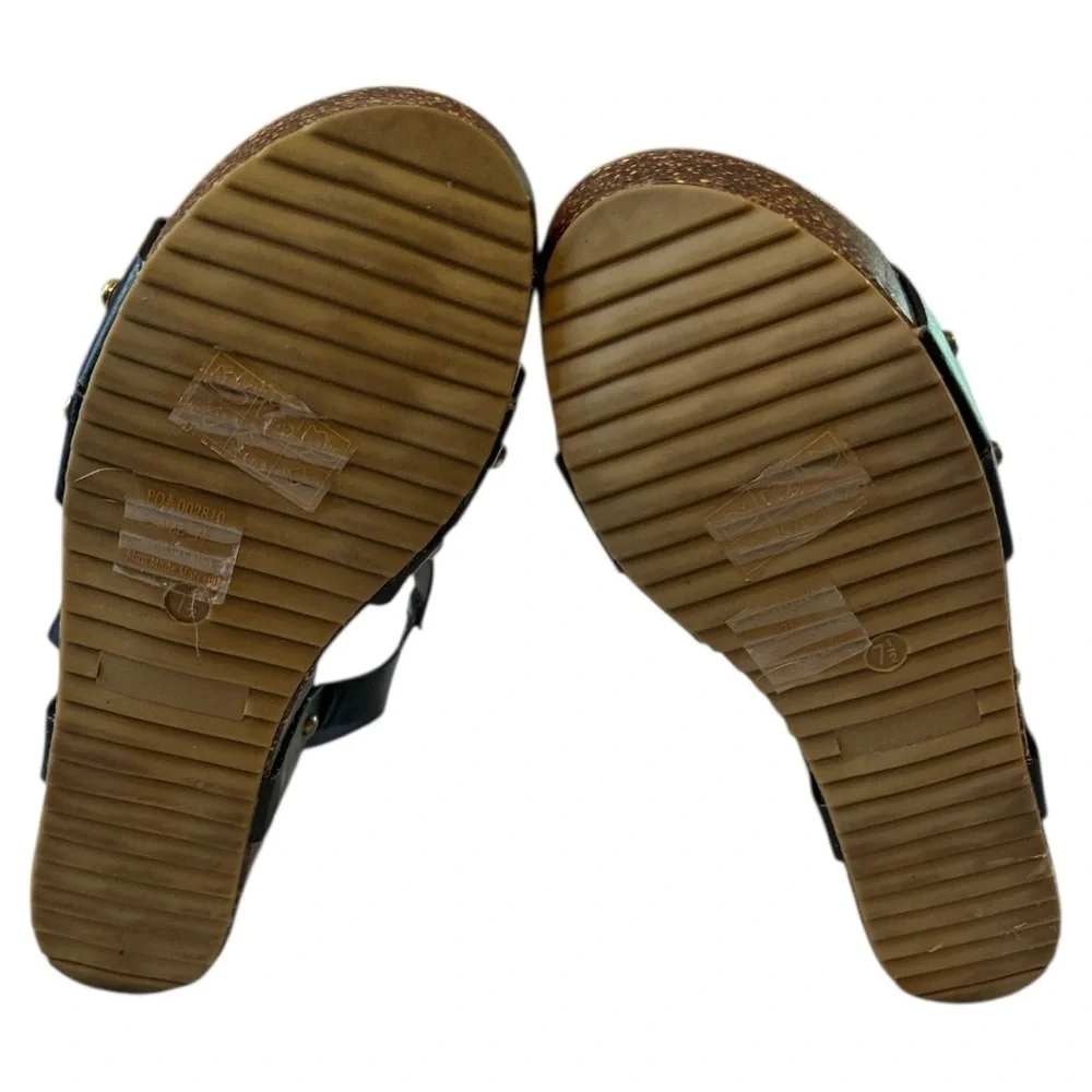 Journee Collection Wedge Geneva Black Sandal Size 7.5M​​​​​